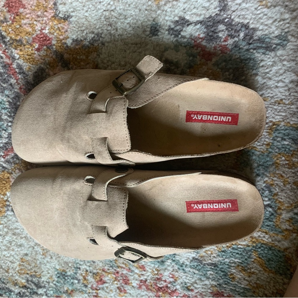 Union bay clogs